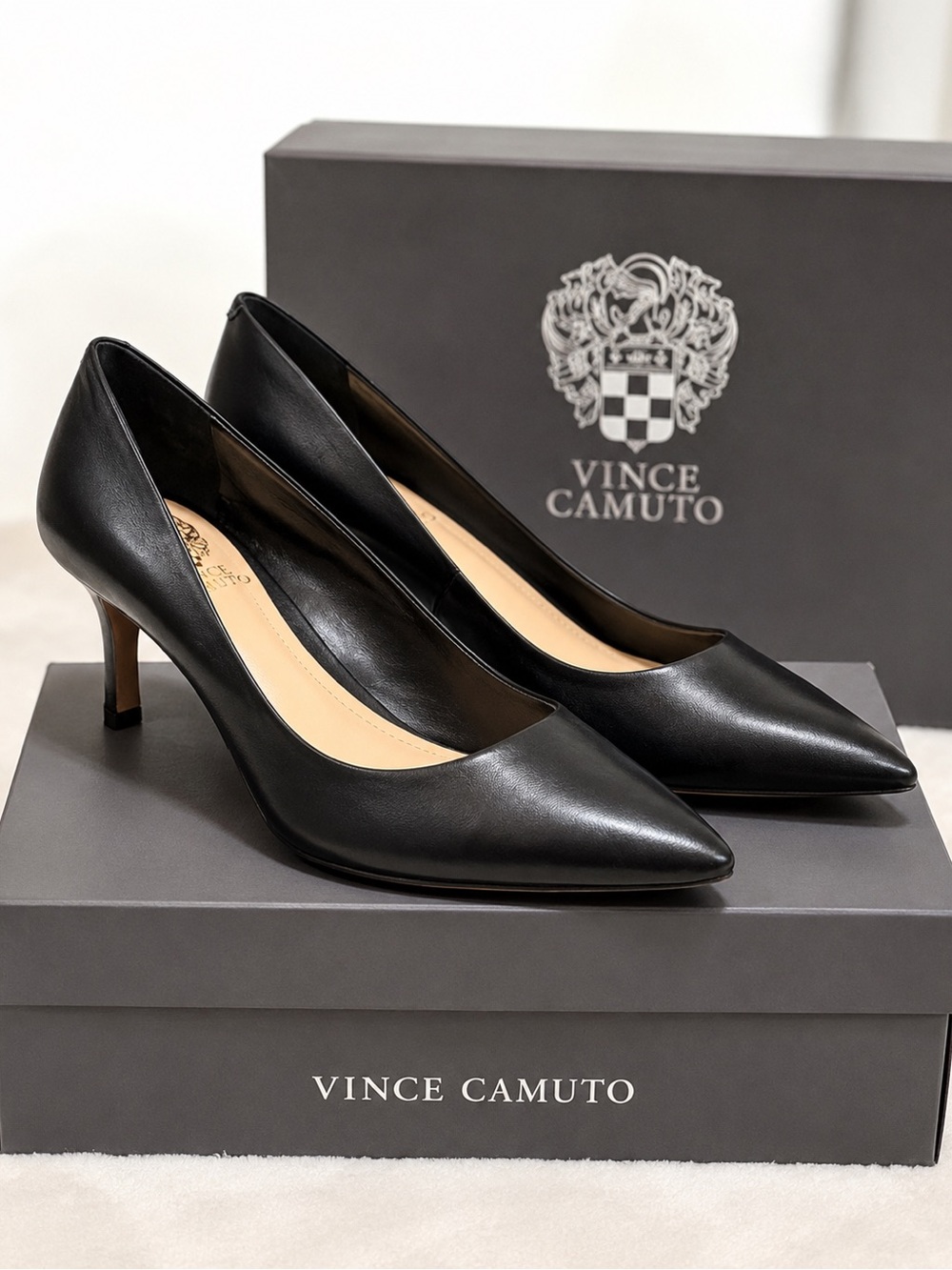 Vince Camuto Black Pointed-Toe Mid Heel Pumps